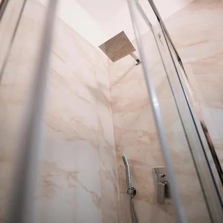 Le Tre Meraviglie 3* باري